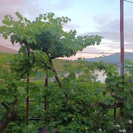 Brnara Kravarica Διαμέρισμα Vrlika
